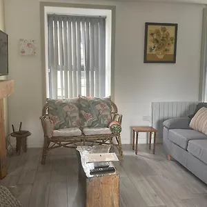 Kilaturley House Apartment